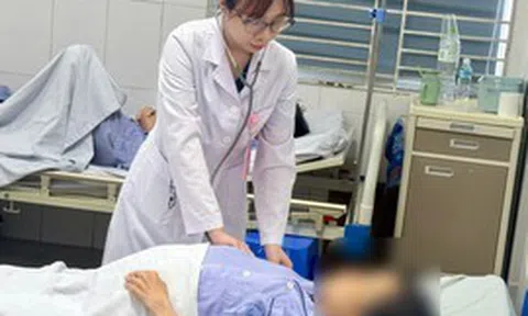 Đi khám vì mệt mỏi, da vàng, người phụ nữ phát hiện men gan cao vút: Bác sĩ cảnh báo nguyên nhân