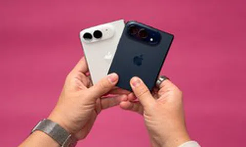 Ngắm hai màu sắc của iPhone Duo trước ngày lên kệ