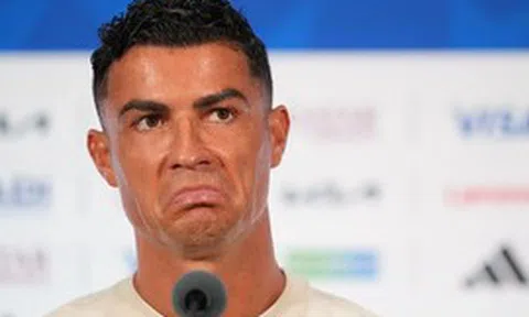 Ronaldo nhận án treo giò 30 ngày sau màn 'bỏ đội', nhưng án phạt gần như không ảnh hưởng lần trở lại tuyển tiếp theo