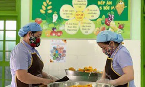 Hà Nội chốt mức trần tiền ăn bữa trưa bán trú tối đa 50.000 đồng/ngày