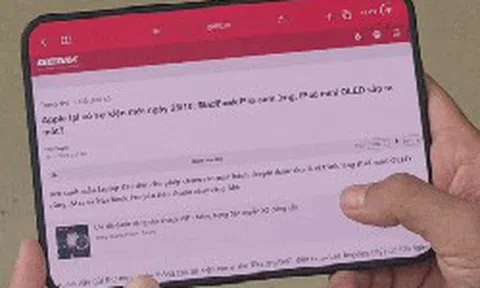 Dùng thử iPhone Duo trước “giờ G”: Tôi từng thấy cái tên Duo khó hiểu, cho đến khoảnh khắc mở máy ra