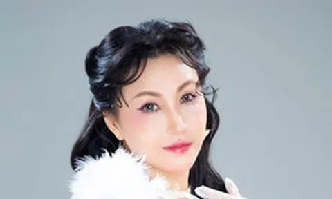 Nữ ca sĩ SN 1986 quê Cà Mau mua được nhà nhờ 1 bài hát, chạy 11 show/đêm, đổi 10 chiếc xe