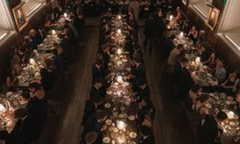 Sắp hết tháng 10, nhà ăn Hogwarts đây rồi, còn thư nhập học của tôi đâu?