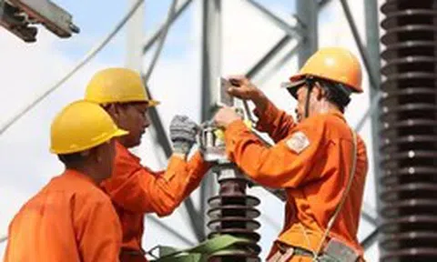 Giá điện từ tháng 11 có thể giảm bao nhiêu?